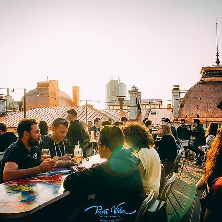 Pura Vida Sky Bar & Hostel Bucharest Exterior photo