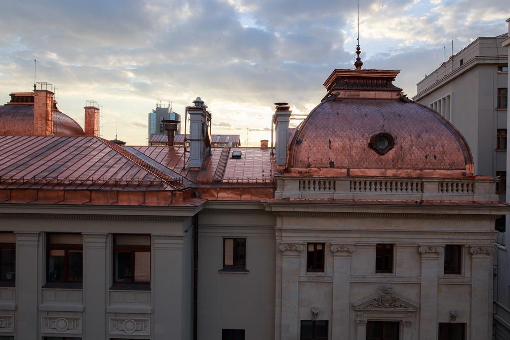 Pura Vida Sky Bar & Hostel Bucharest Exterior photo